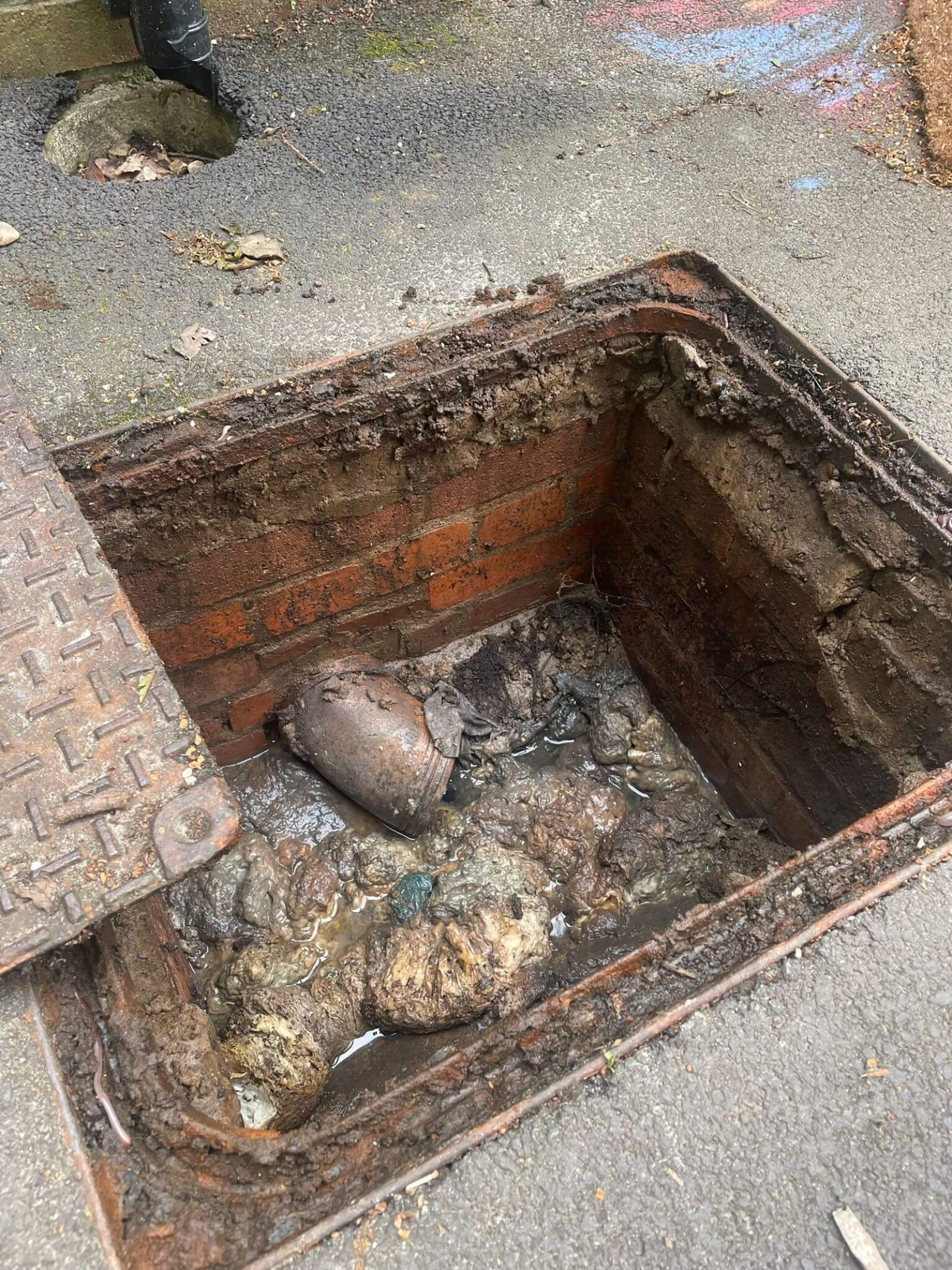 blocked drain in gloucestershire